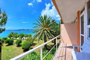Resnik s All inclusive (depandance)